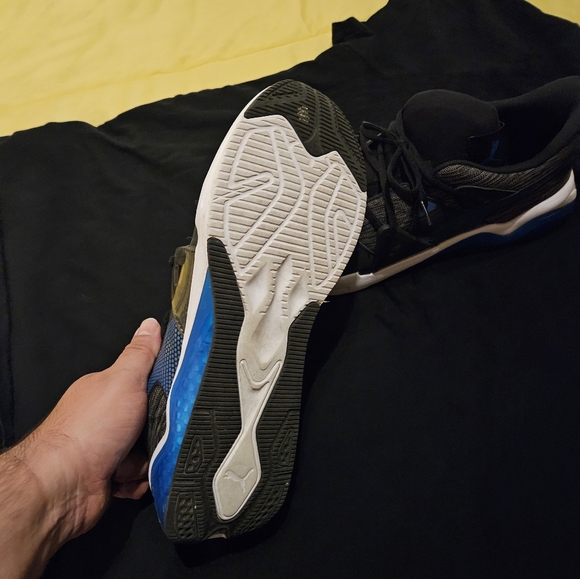 Men's Shoes - Picture 2 of 3